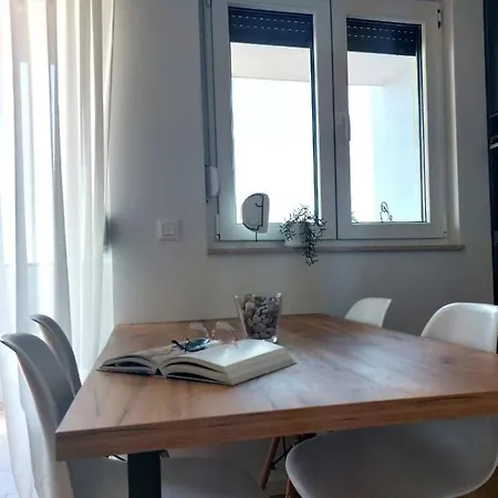 With A Parking Space - 21139 Makarska